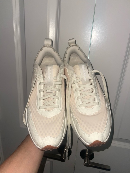 lululemon athletica Shoes - LuLuLemon CrossCity Sneakers